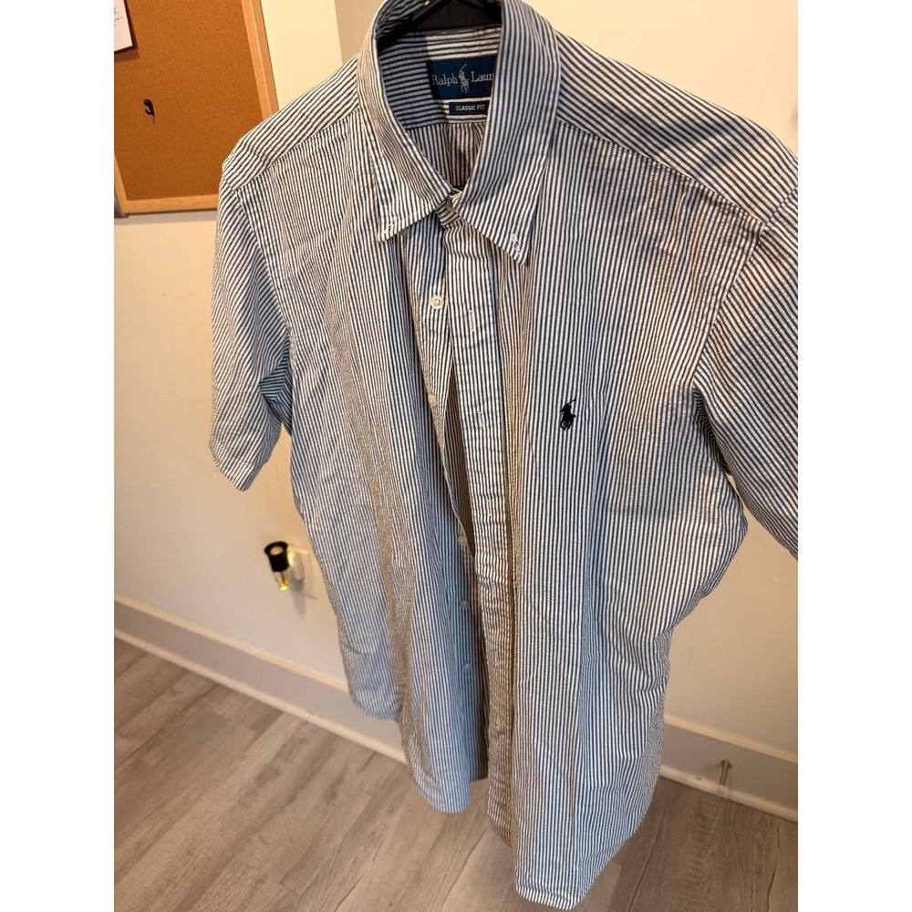 Men's medium Ralph Lauren blue pinstripe short sleeve button up‎ shirt